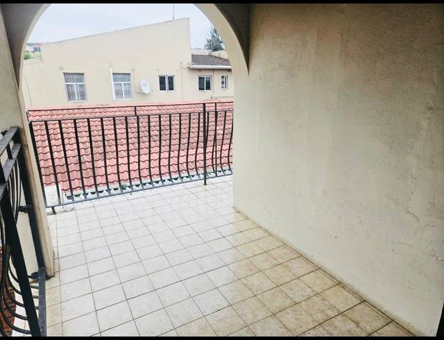 3 BEDROOM HOUSE TO LET IN SHALLCROSS